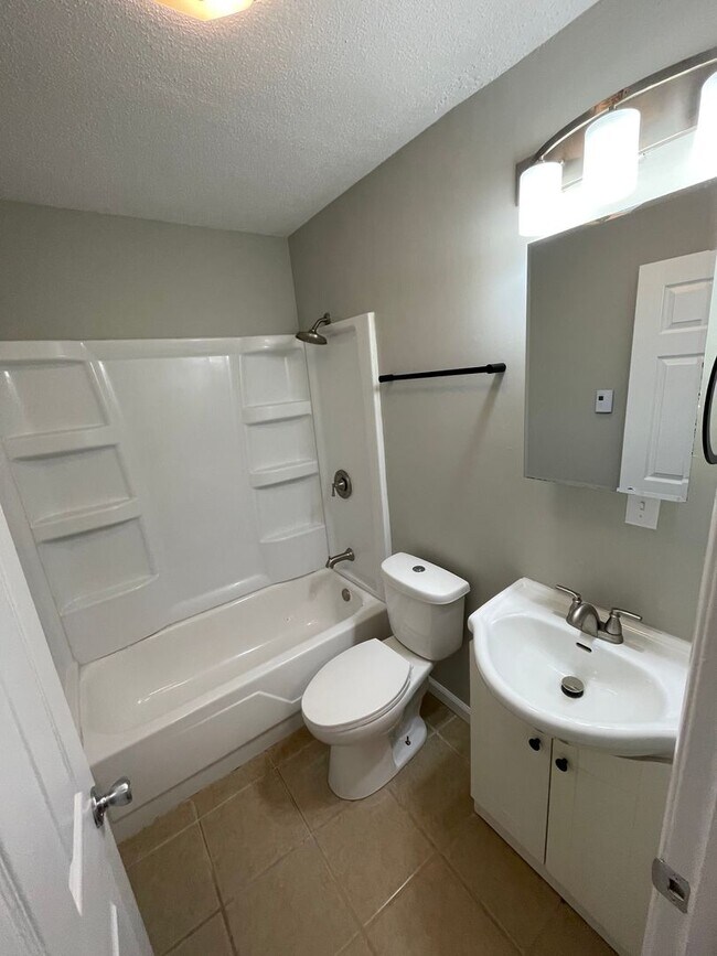 Building Photo - 3351-3353 Woodmar Ct.