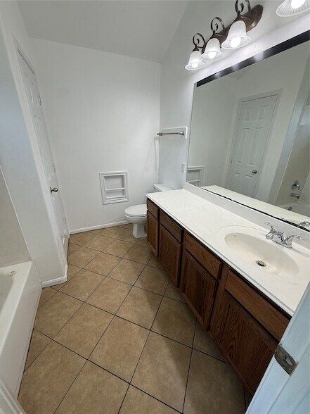 Building Photo - 12650 Redbud Villa Lane
