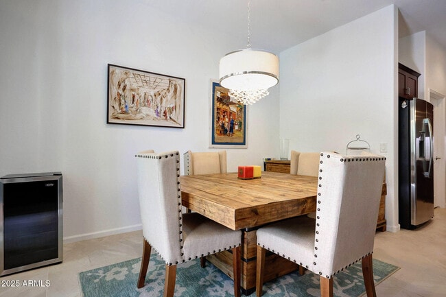 Building Photo - 16907 W Holly St