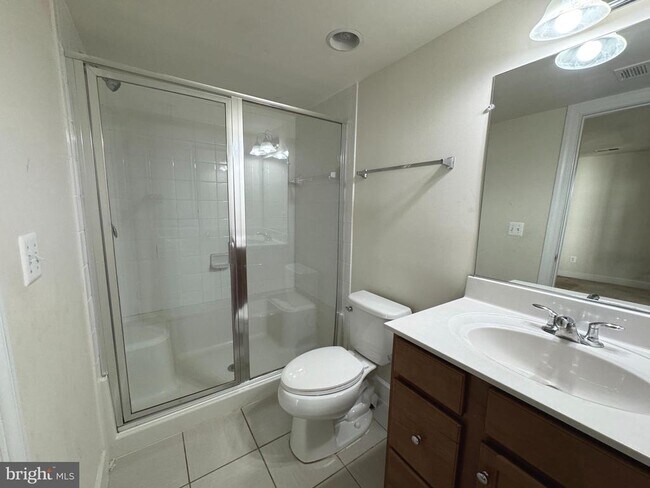 Building Photo - 8507 Craggan Ln