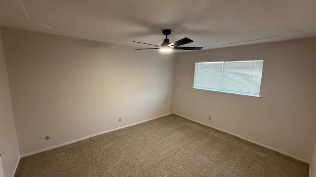 Building Photo - 461 W Shaw Ave