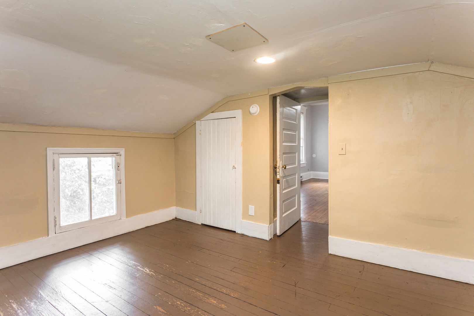 Building Photo - 938 Fort Wood St