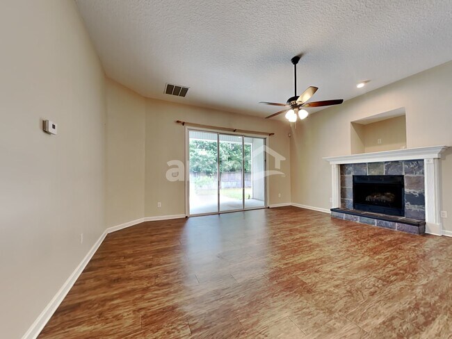 Building Photo - 86351 Evergreen Pl