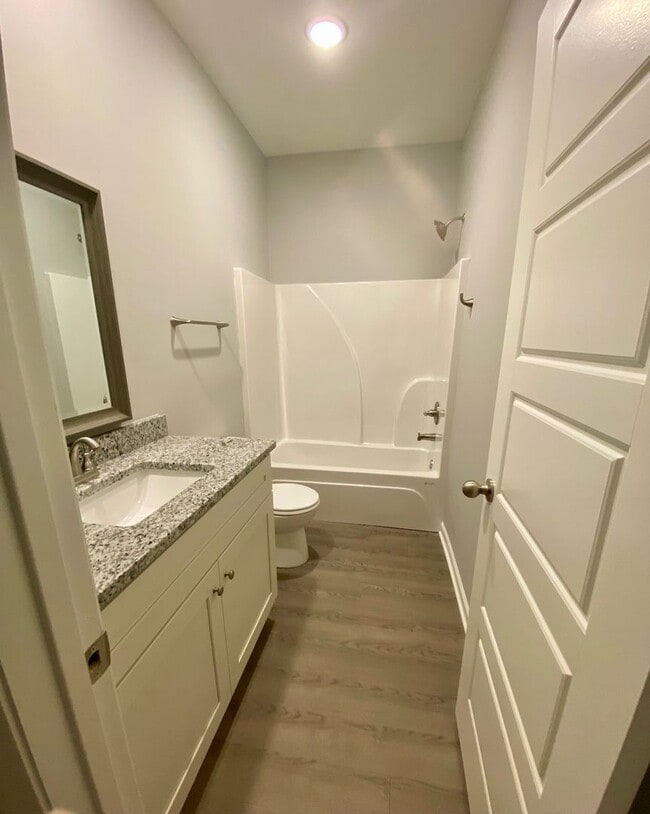 Building Photo - 4 bed, 2 bath in Atoka built in 2022
