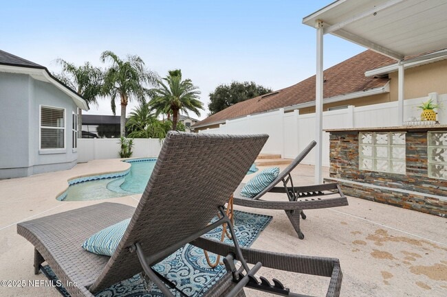 Building Photo - 10008 Sifton Ct