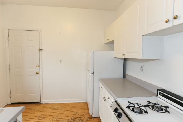 Building Photo - 836 W Cornelia
