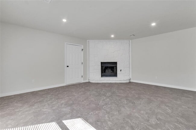 Building Photo - 12508 Abbotts Way