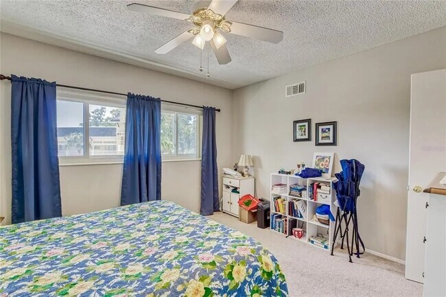 Building Photo - 2460 Franciscan Dr