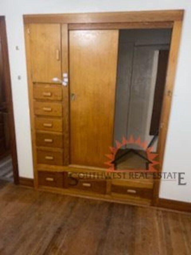 Building Photo - Charming 2 Bed 2 Bath home in Texico