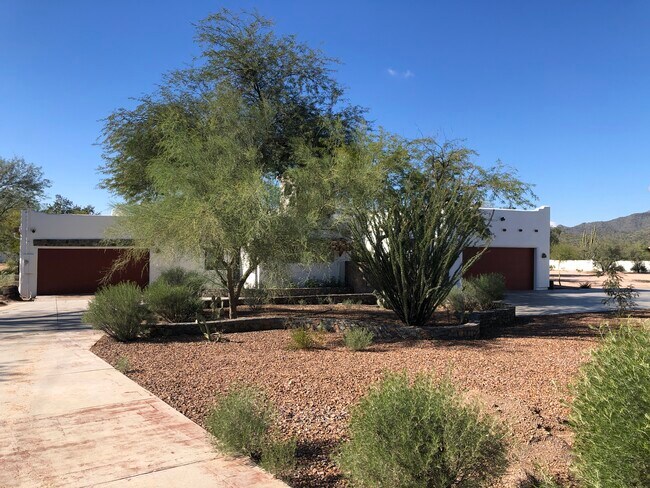 Building Photo - 35030 N 51st St