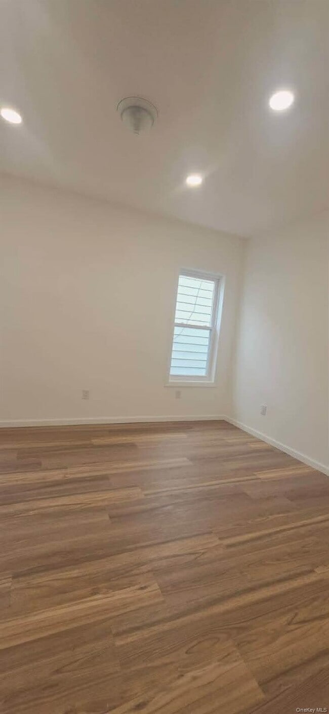 Building Photo - 78-29 68th Ave