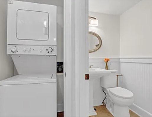 Laundry - 420 Linkhorn Dr