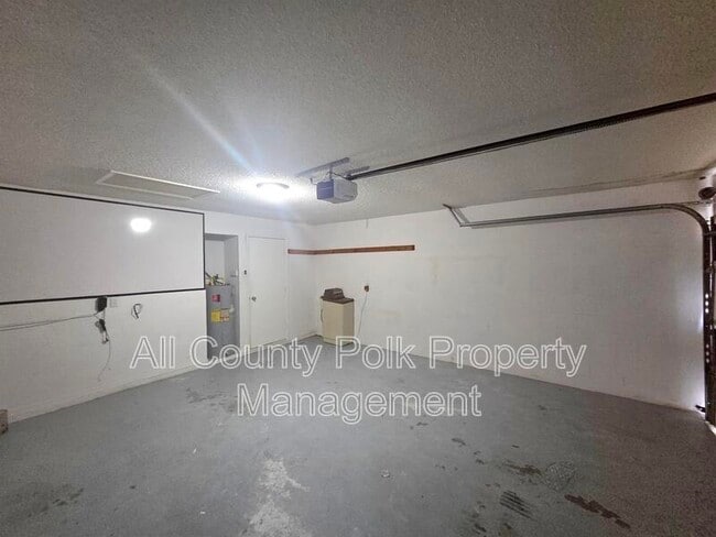 Building Photo - 1410 Bramblewood Dr
