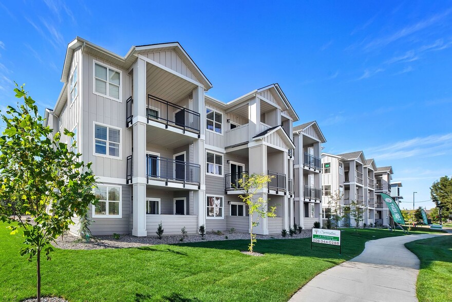 Interior Photo - Springtree Apartments