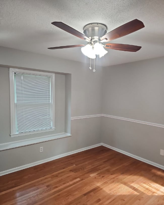 Building Photo - Perfect Peachtree City Location, 3 Bedroom...