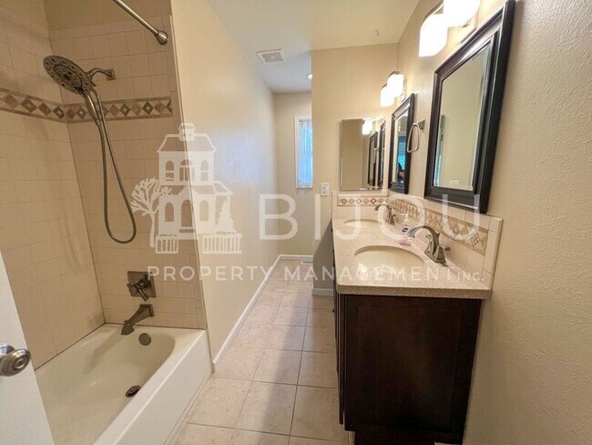 Building Photo - 4635 Woodsorrel Ct