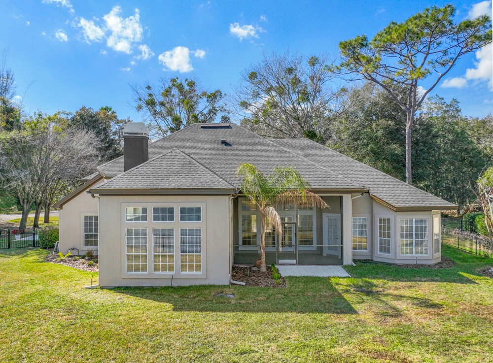 Building Photo - 10061 Vineyard Lake Rd E