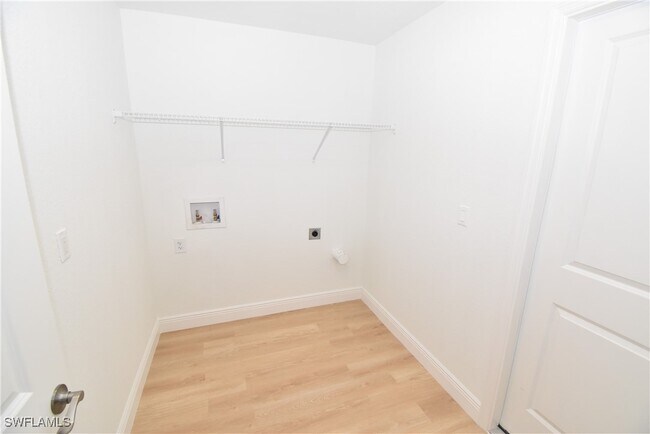 Building Photo - 5221 Mojave Ave