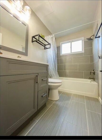 Primary Photo - 4314 3rd St NE