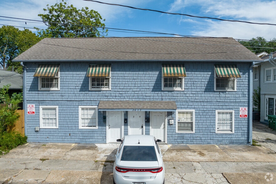 Primary Photo - Avondale and Crocker Street Apartments