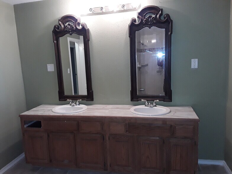 Building Photo - 6301 Well Spring Rd