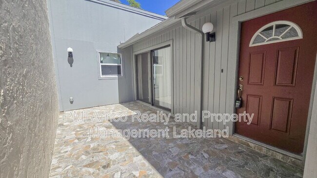 Building Photo - 6576 Sweetbriar Ln