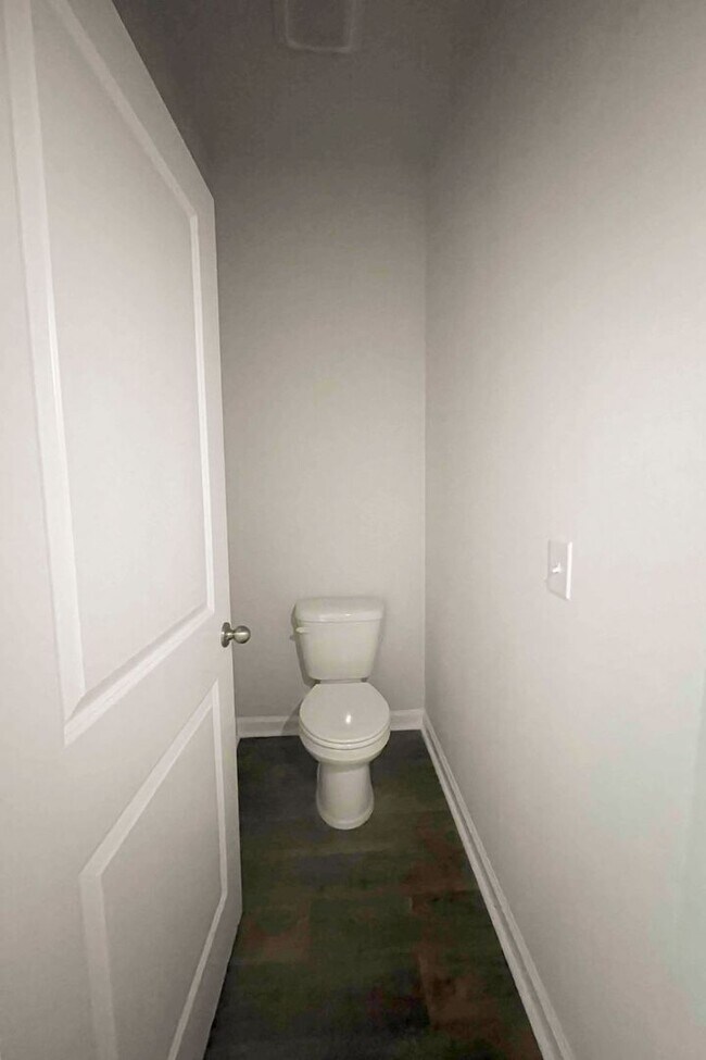 Building Photo - Available now. Beautiful 3 BR/2 BA Available in Cane Bay!