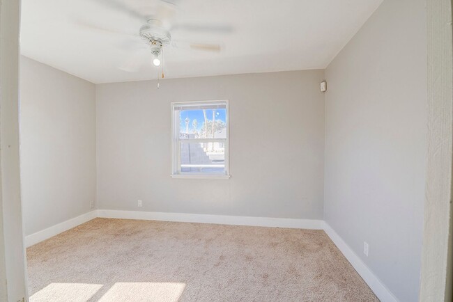 Building Photo - Status: Accepting Applications