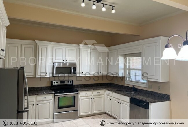 Building Photo - 122 Palin Drive