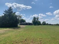 Building Photo - 8901 Rolling Meadows Dr