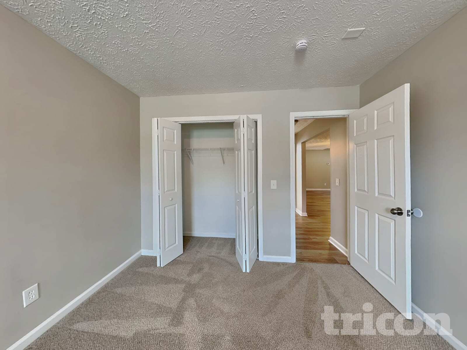 Building Photo - 10931 Cimmaron Ct