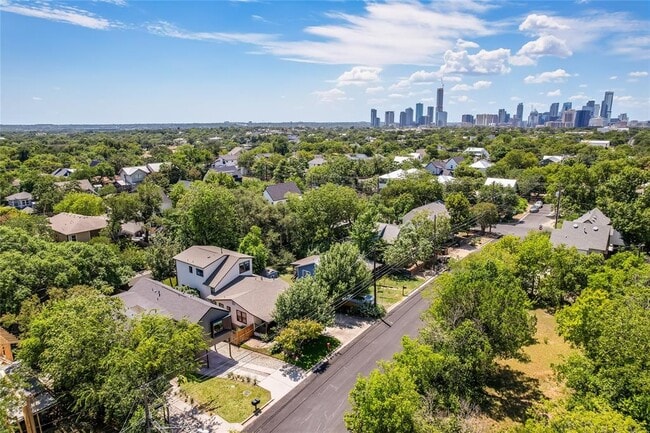 Building Photo - 2709 E 14th St