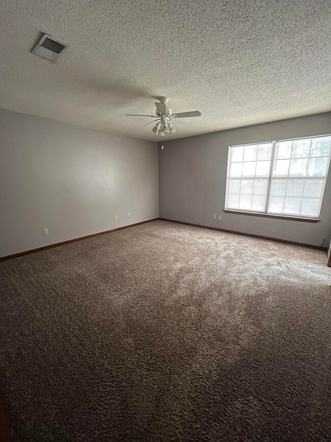 Building Photo - 310 Bimini Way
