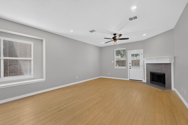 Building Photo - 14525 Eaglemont Dr
