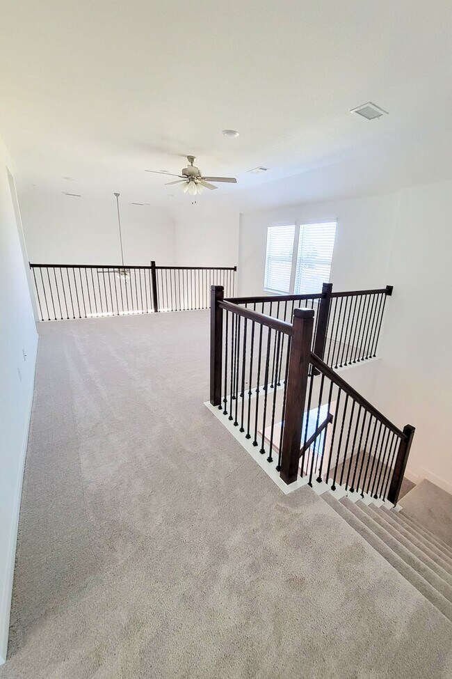 Building Photo - 25737 Damask Dr