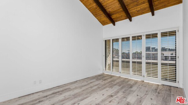 Building Photo - 1505 Purdue Ave