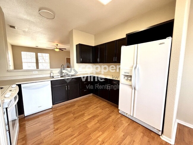 Building Photo - 3285 E 123rd Dr