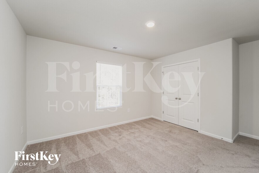 Building Photo - 5221 Wolfridge Ave