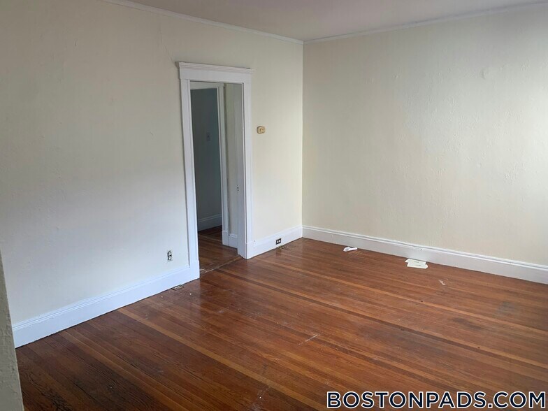 Building Photo - 1167 Boylston St