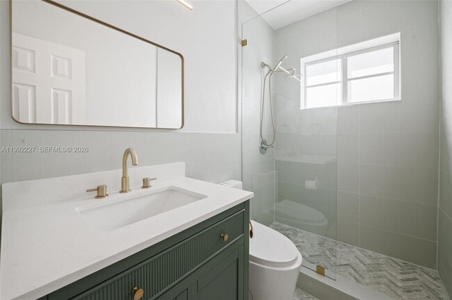 Building Photo - 7315 Byron Ave