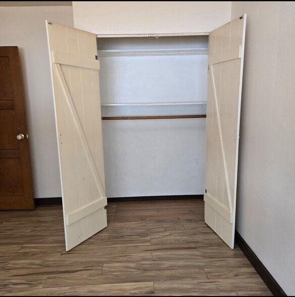 Building Photo - 2120 Laurel St