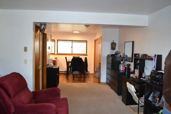 Interior Photo - 14 Taylor Ave