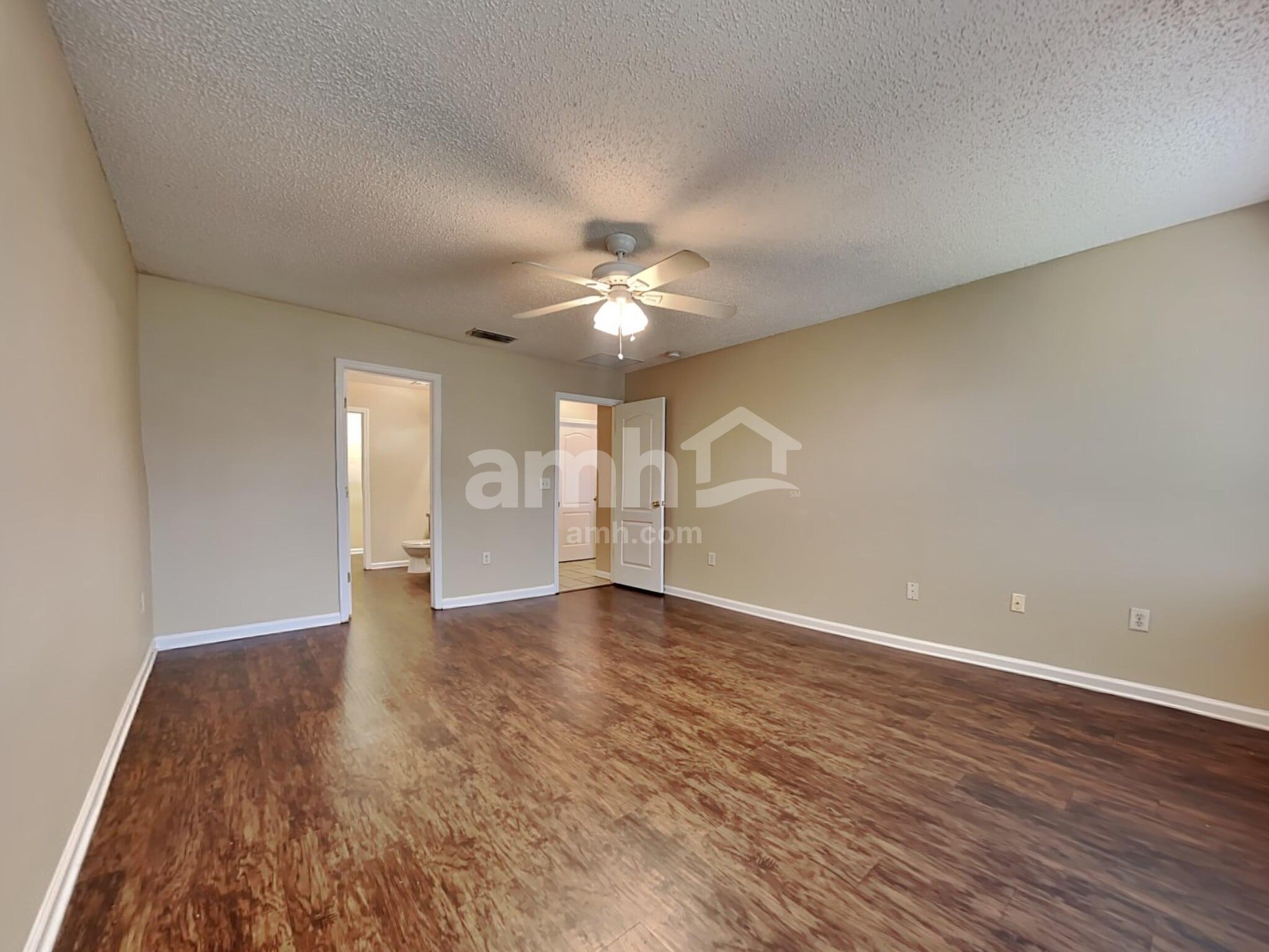 Building Photo - 11542 Brian Lakes Dr
