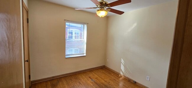 Building Photo - 1132 Moorlands Dr