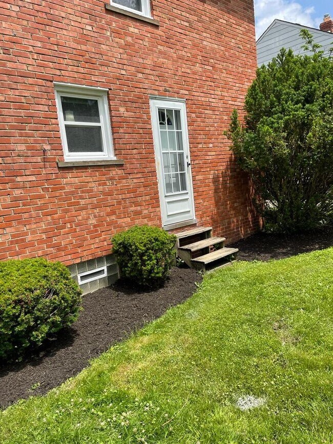 Building Photo - 5248 Haverford Dr