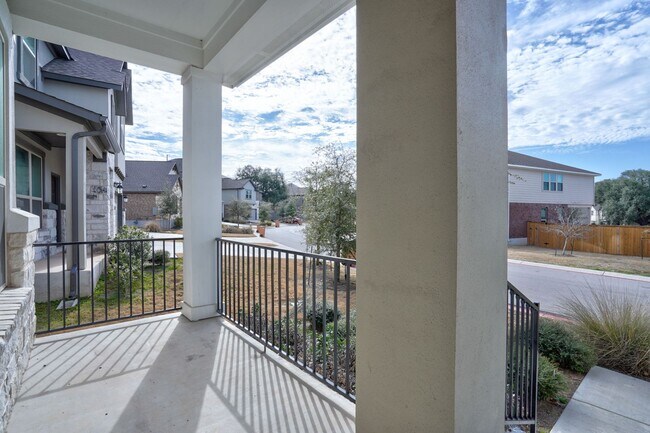 Building Photo - Beautiful 4/BR 3.5/BA Home for Rent in Aus...