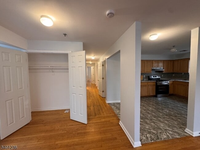 Building Photo - 17 Norfolk St