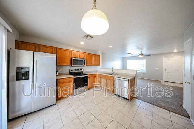 Building Photo - 15312 W Watson Ln