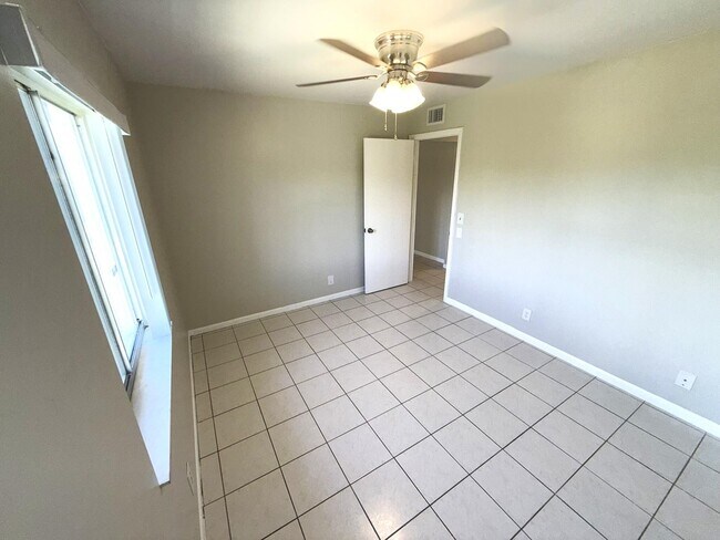 Building Photo - 4987 Sable Pine Cir