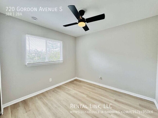 Building Photo - 720 Gordon Ave S